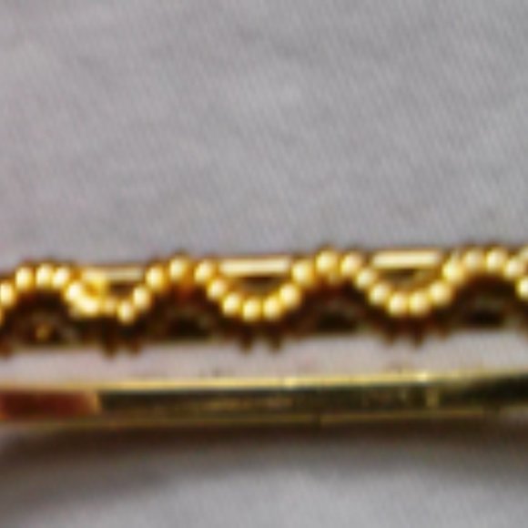 Jewelry Set: 10 Bangles, Tennis Bracelet Wht & Blk Faux Gemstones, Gld/Brs Chain - Picture 4 of 13